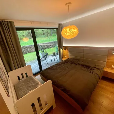 Tale Apartament